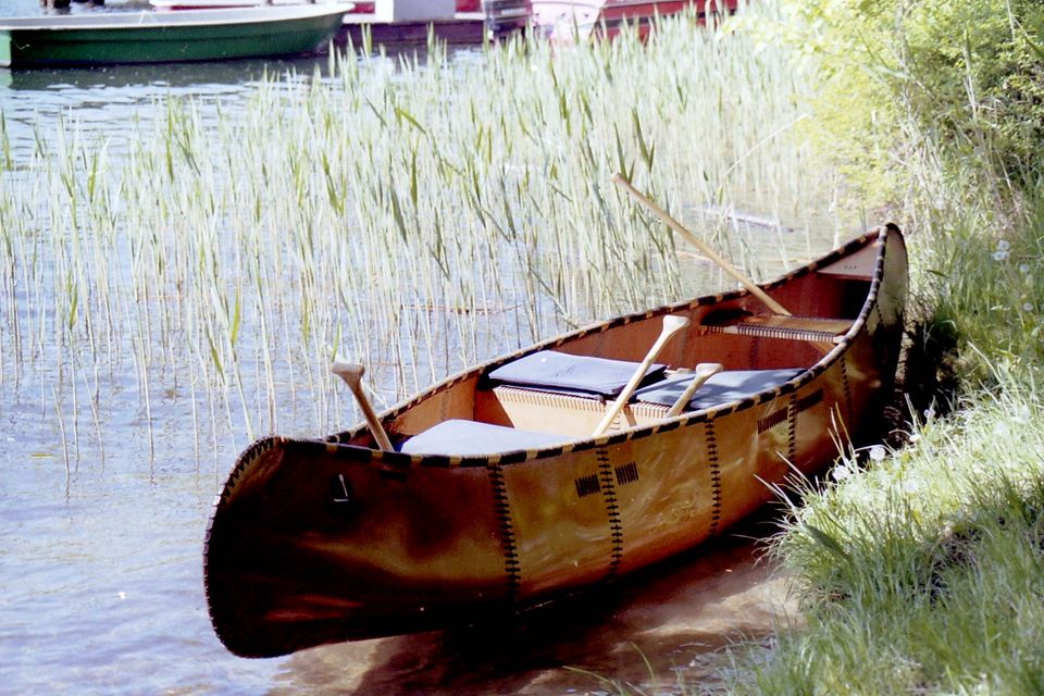 Kanu selbstgebaut mit Paddel und Anker ca. 5,25 m lang in Waren (Müritz)