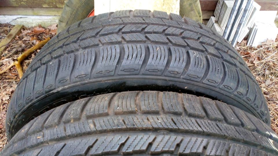 4 GM Stahlfelgen mit Winterreifen Nexen Winguard Sport 205/55R16 in Berlin