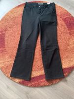 Jeans MAC Hose schwarz Gr. 42/32 Niedersachsen - Helmstedt Vorschau