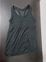 Nike Sport tshirt mit bh xs Nordrhein-Westfalen - Bottrop Vorschau