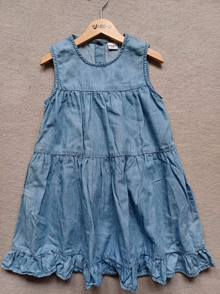 Jeanskleid Sommerkleid in Denimlook Gr. 116 / Manguun in Nürnberg (Mittelfr)