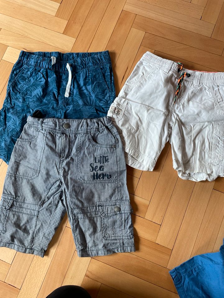 Set, Gr. 128, 3 Shorts, 1 Polo Ralph Lauren/Mexx/H&M in Bergisch Gladbach