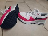 Nike Airmax Schuhe, Größe 35,5, Turnschuhe Bayern - Litzendorf Vorschau