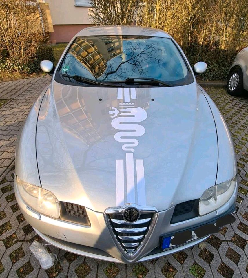 Alfa Gt 1.8 Twin Spark in Heusenstamm