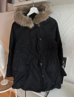 H&M Winterjacke Düsseldorf - Rath Vorschau