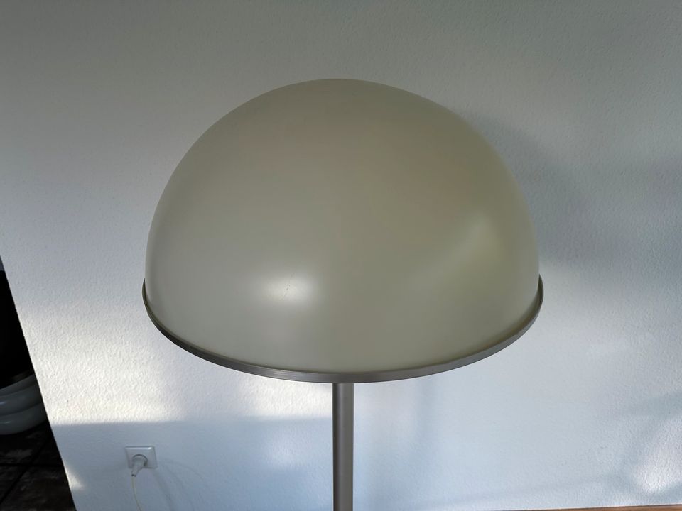 Vintage Pilzlampe Stehlampe Age Verner Panton in Salzgitter