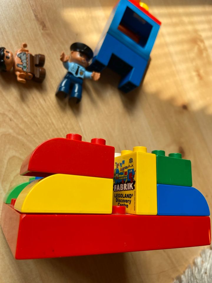 Lego Duplo Polizist verschiedene Bausteine in Krefeld