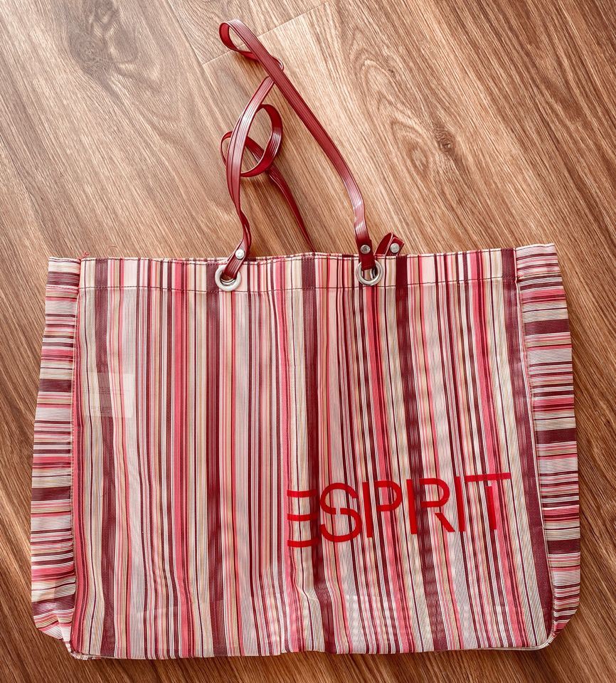 Große XXL Strandtasche von ESPRIT in Harsefeld