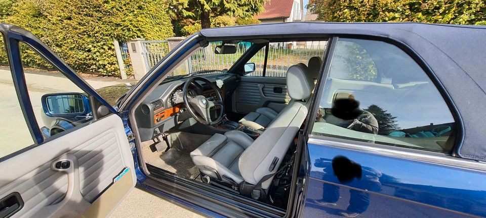 Aus Familienbesitz: Oldtimer zu verkaufen, BMW E30 Cabrio, 325i in München