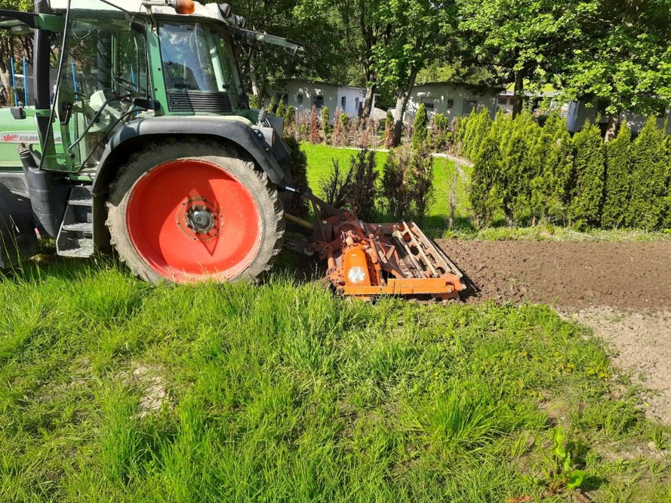 Garten Wiese Acker fräsen pflügen grubbern FENDT AGRIA in Bad Salzuflen