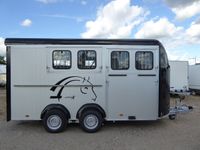 Maxi 5 für 5 Kleinpferde / Ponies in Schrägstellung + SATTELRAUM+Pullmann2 3,5 t ! Ideal für Ihre Islandpferde oder Ponies !!! Rheinland-Pfalz - Wittlich Vorschau