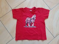 rotes T-Shirt mit Pferdemotiv in Gr. 104 Sachsen - Limbach-Oberfrohna Vorschau