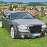 Chrysler 300c Kombi 5.7 V8 Airride foliert 22 Zoll Hessen - Diemelsee Vorschau