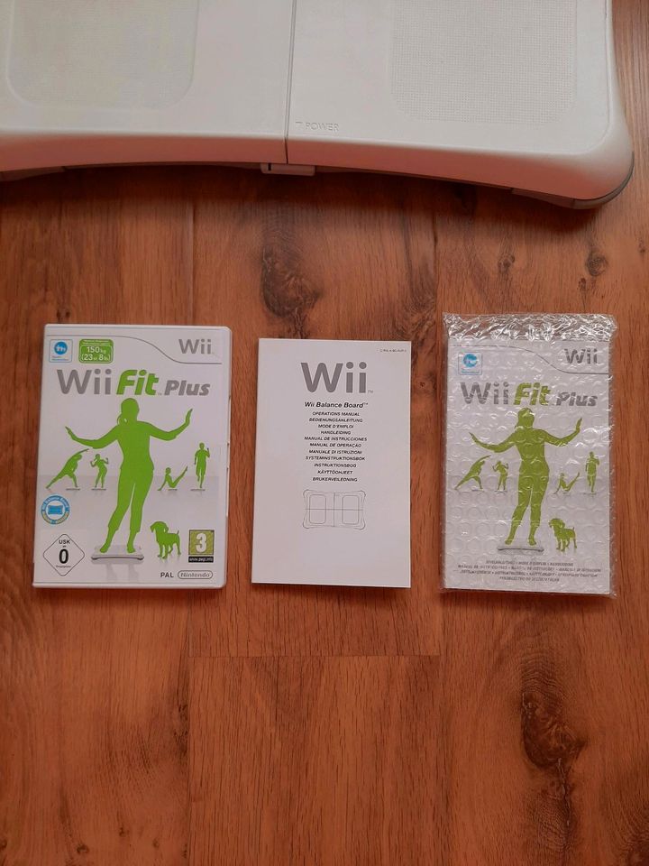 Wii Fit Board plus Spiel Wii Fit Plus in Egeln