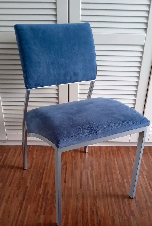 KFF Designer Stuhl - blau - Einzelstück in Hannover
