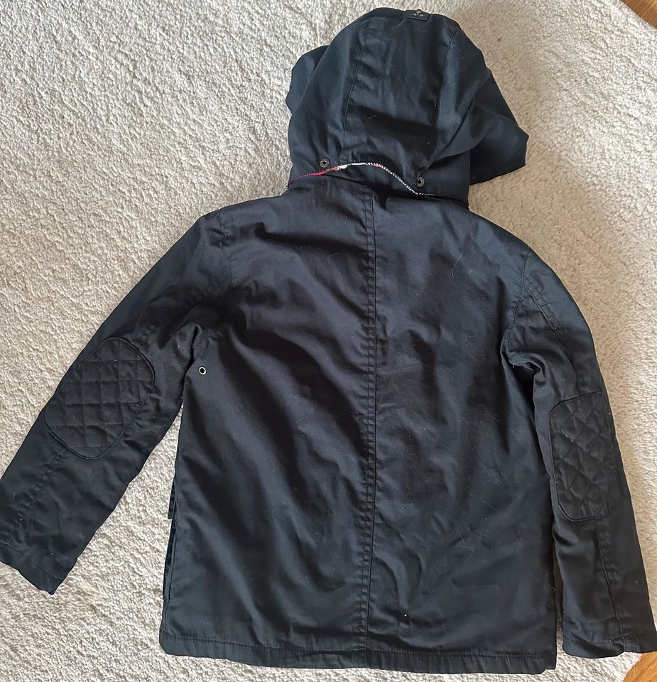 ZARA Kinderjacke, schwarz/Gr. 118 in Hannover