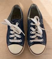 Original 90er Jahre Sisley Chucks Sneakers Gr. 36 blau Bayern - Langquaid Vorschau