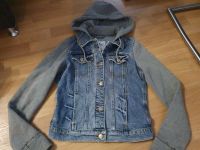 Jeansjacke mit Kapuze Damen Größe S Hollister Sachsen-Anhalt - Halle Vorschau