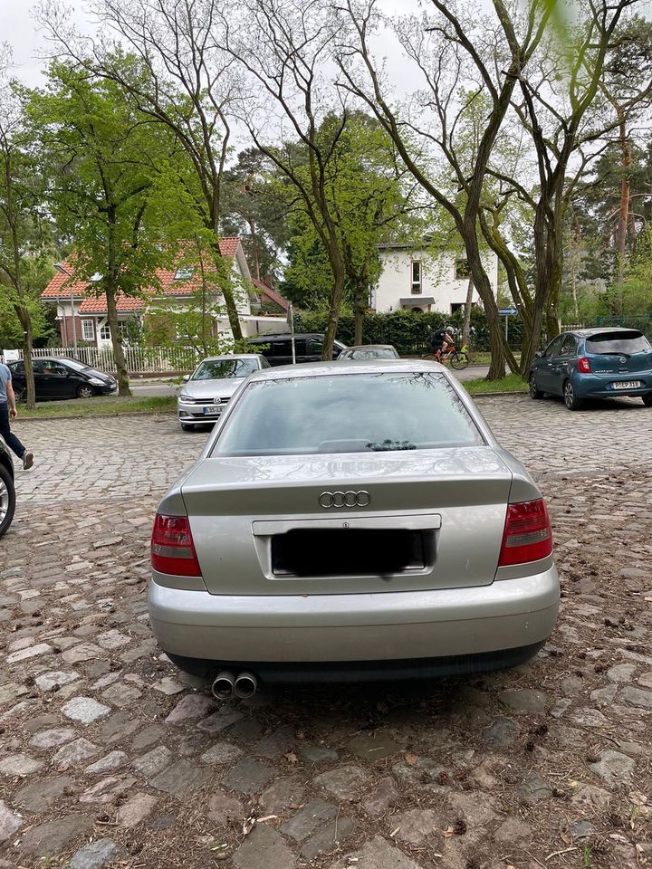 Audi A4 Benzin/Gas zu verkaufen in Berlin