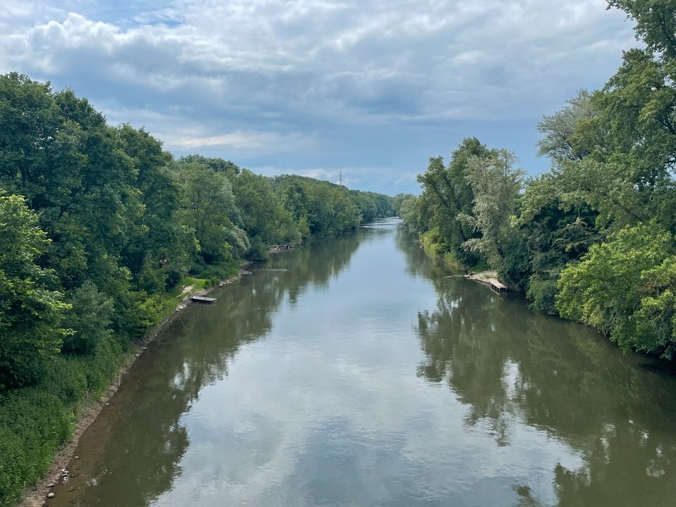 Großes Grundstück an der Saale mit Wasserzugang in Lützen