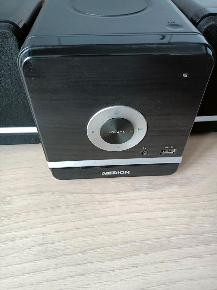 WIE NEU!!! Mini Musikanlage Medion USB CD Radio in Königs Wusterhausen