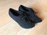 Hochfront Pumps Velour 8 cm schwarz Gr. 39 Bayern - Grafrath Vorschau