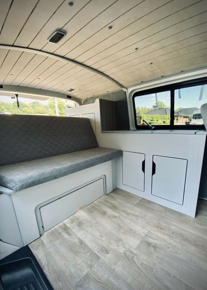 Camper Ausbau „EASY“ VW T5 T6 T6.1 Camping Bulli Umbau Holz in Neumünster