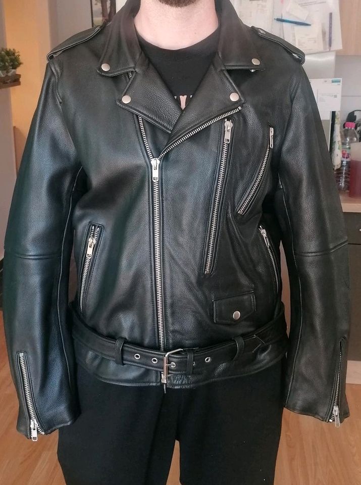 Bikerjacke/Lederjacke neuwertig in Dresden