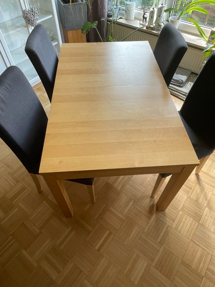 Esszimmer Tisch und Stühle IKEA in Hohnstorf (Elbe)