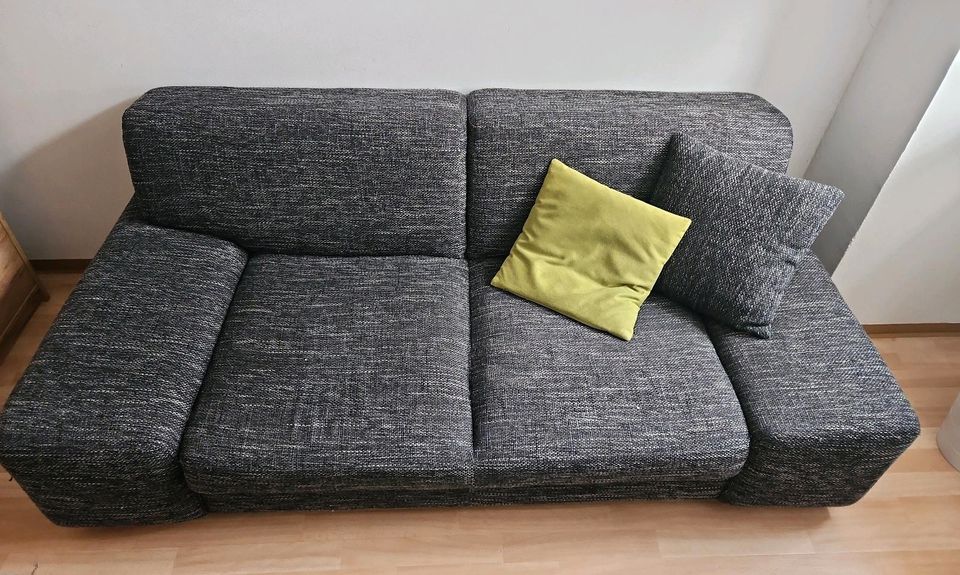 Zweisitzer Couch in Amberg