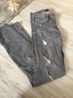 Stretch Jeans mit Löchern  von Zara Baden-Württemberg - Straßberg Vorschau