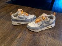 33 Schuhe US 1.5Y Nike Air Max 90 dq6947 gray weiß Hessen - Rüsselsheim Vorschau