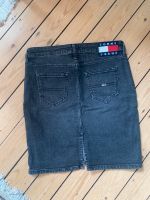 Jeansrock Tommy Hilfiger Denim Minirock Neu ungetragen Weite 25 Hannover - Ahlem-Badenstedt-Davenstedt Vorschau