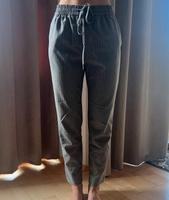 H&M graue Nadelstreifen Hose Größe 36 Baden-Württemberg - Berglen Vorschau
