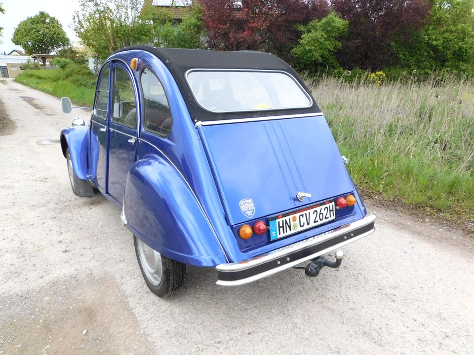 Citroen 2cv6 die Ente Oldtimer mit H Kennzeichen in Brackenheim