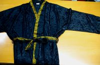 Kimono schwarz Gr. 48/50 Morgenmantel mit Musterkante und Gürtel Wandsbek - Hamburg Bramfeld Vorschau