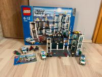 Lego Polizei 7498 / 7285 / 60042 alle Fotos anschauen Hessen - Bad Emstal Vorschau