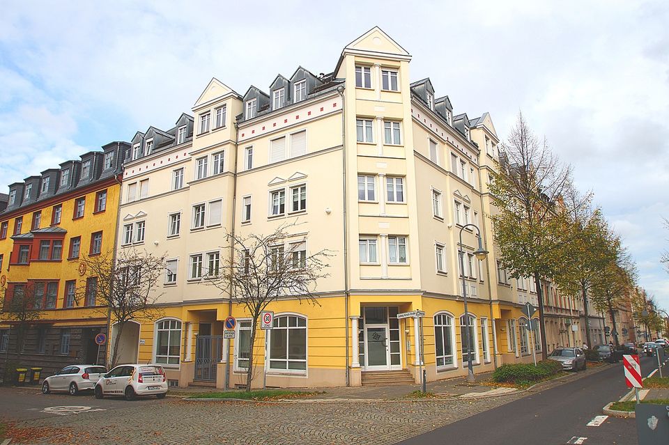 Zum Wohlfühlen! Bezugsfreie 2-Zimmerwohnung mit Parkett in Bestlage in Chemnitz