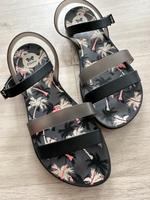 Sandalen  Gummi von Zaxy  Flip Wasserschuhe Hessen - Heusenstamm Vorschau