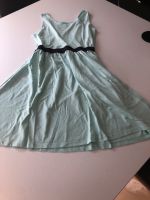 Sommerkleid von H&M 146/152 in Mint Nordrhein-Westfalen - Mülheim (Ruhr) Vorschau