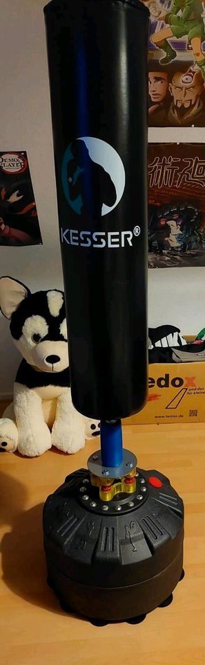 Kesser Boxsdummy stehend in Uetze