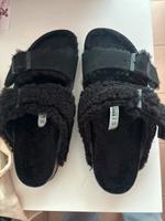 Birkenstock mit Lammfell gefüttert Gr.41 schmal Hessen - Friedberg (Hessen) Vorschau