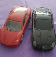 2 Modellautos Ferrai 599GTB m.1.5V Batterie (nicht incl.) u.F430 Nordrhein-Westfalen - Wermelskirchen Vorschau