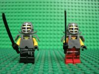Lego Ninjago Kai und Cole in Trainingsrüstungen Hessen - Kassel Vorschau