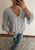 Babydoll Bluse hellblau Schicke Bluse mit Rüsschen und Knöpfen Bayern - Großostheim Vorschau