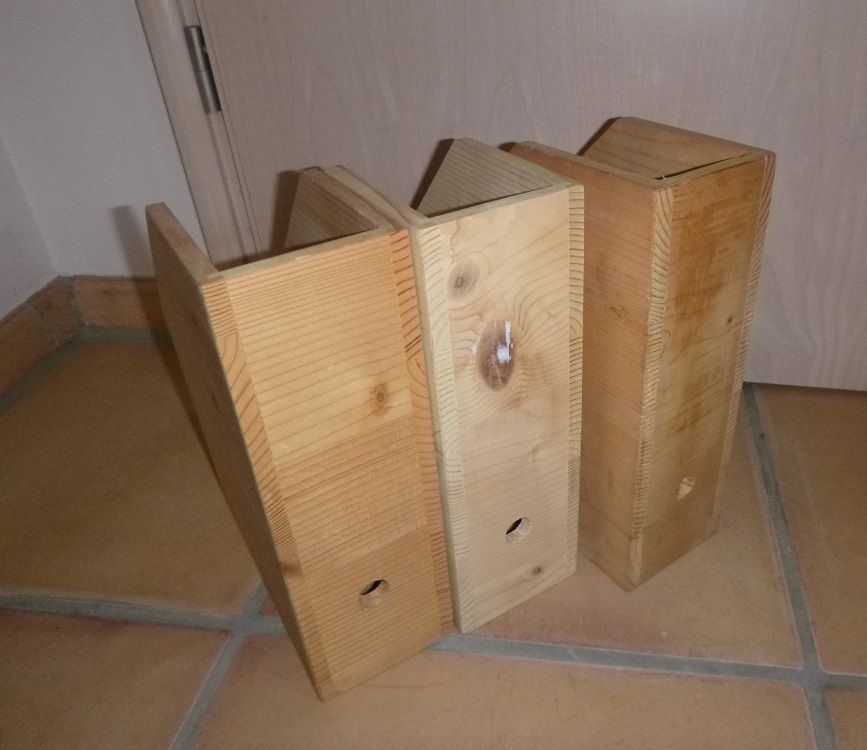 3 Stehsammler, Stehordner Holz, 31 cm h, 10,3 cm b , Massivholz in Westendorf