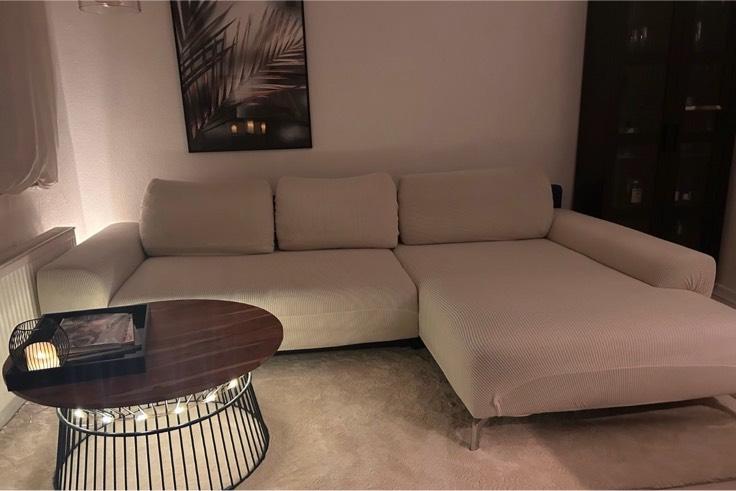 Gemütliches blaues Sofa mit Schlaffunktion & Stauraum in Frankfurt am Main