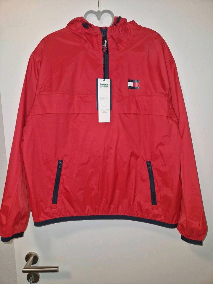 Tommy Jeans Windbreaker S neu in Gröningen