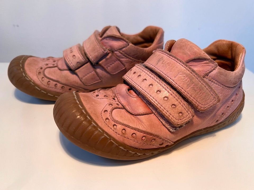 Pom Pom Halbschuhe rosé rosa 28 Kinderschuhe NP: 79,99€ in Hamburg