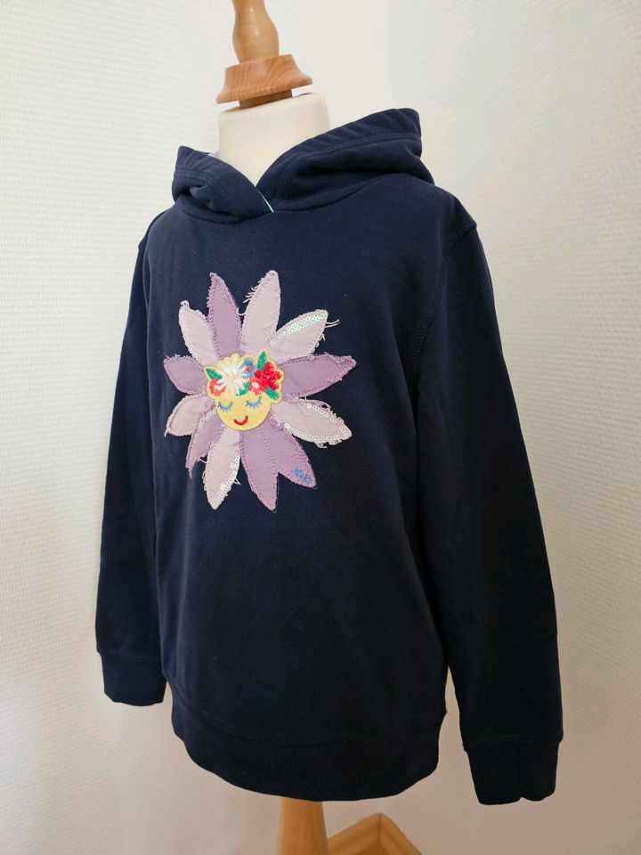 REVIEW Hoodie/Kapuzenpulli "Blume" dunkelblau Gr.128/134 in Winsen (Luhe)